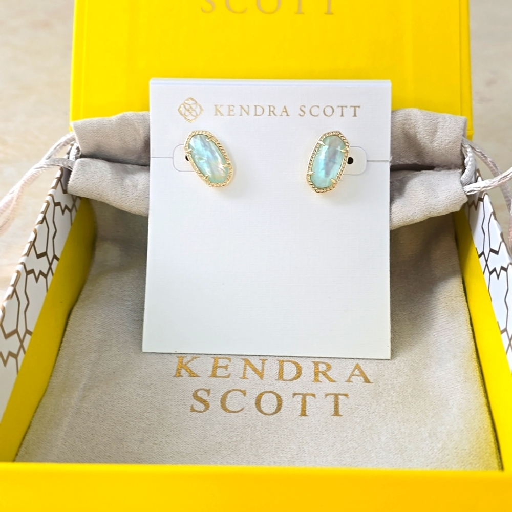 KENDRA SCOTT☆Ellie Gold Post Earrings☆Light Blue Illusion 💙